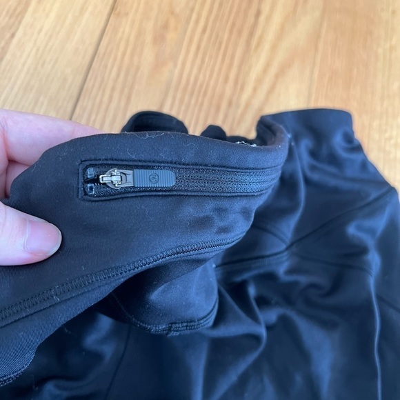 Lululemon size 12 joggers black - Picture 5 of 5